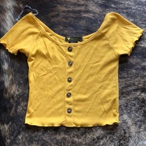 Off the shoulder crop